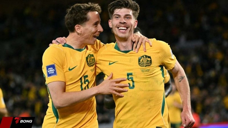 Australia hạ Cameroon 1-0